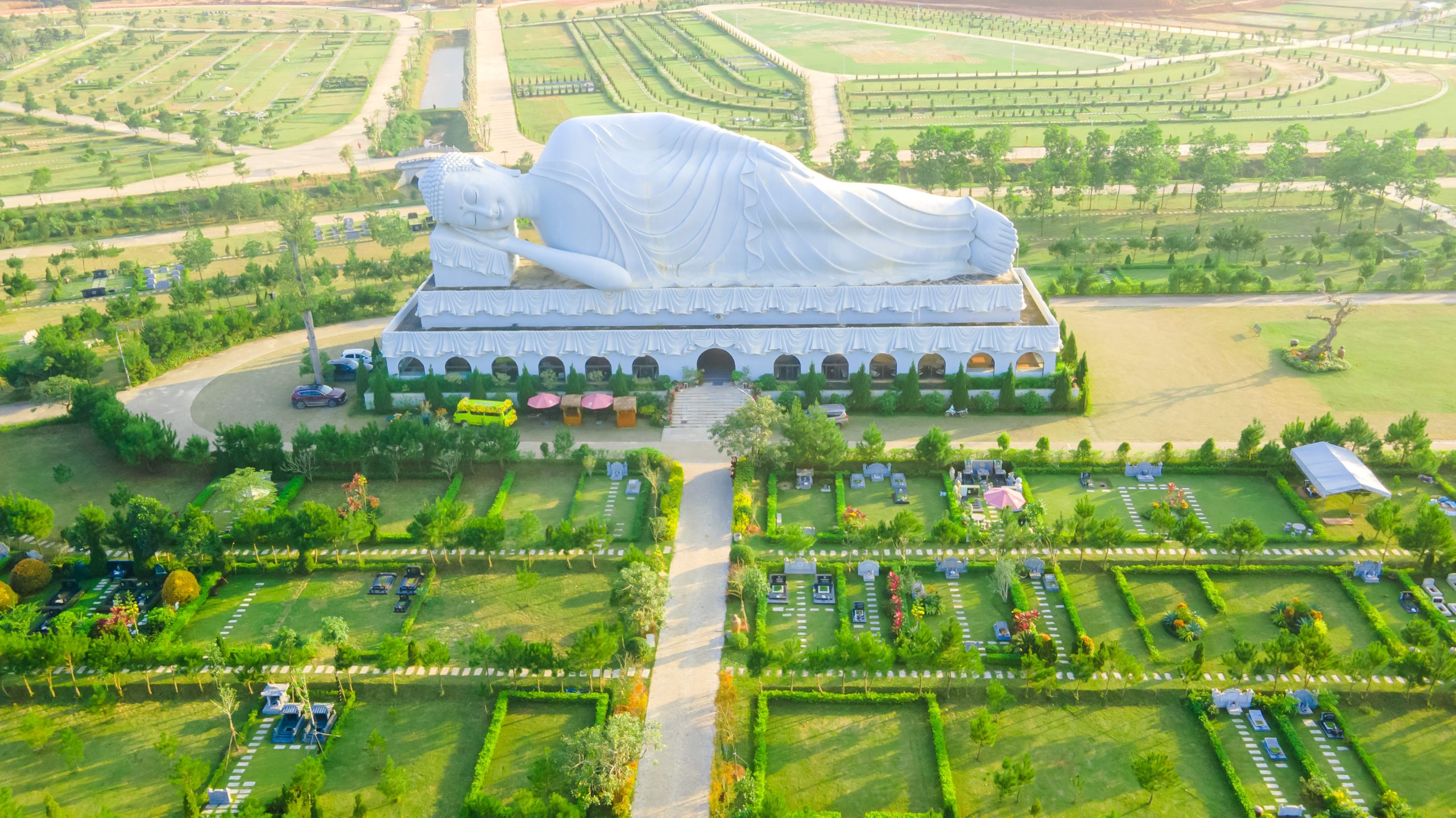 Công viên Tưởng niệm Thiên Đức